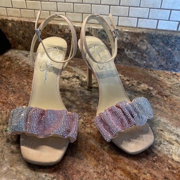 Jessica Simpson 4" Stiletto - Picture 2 of 6